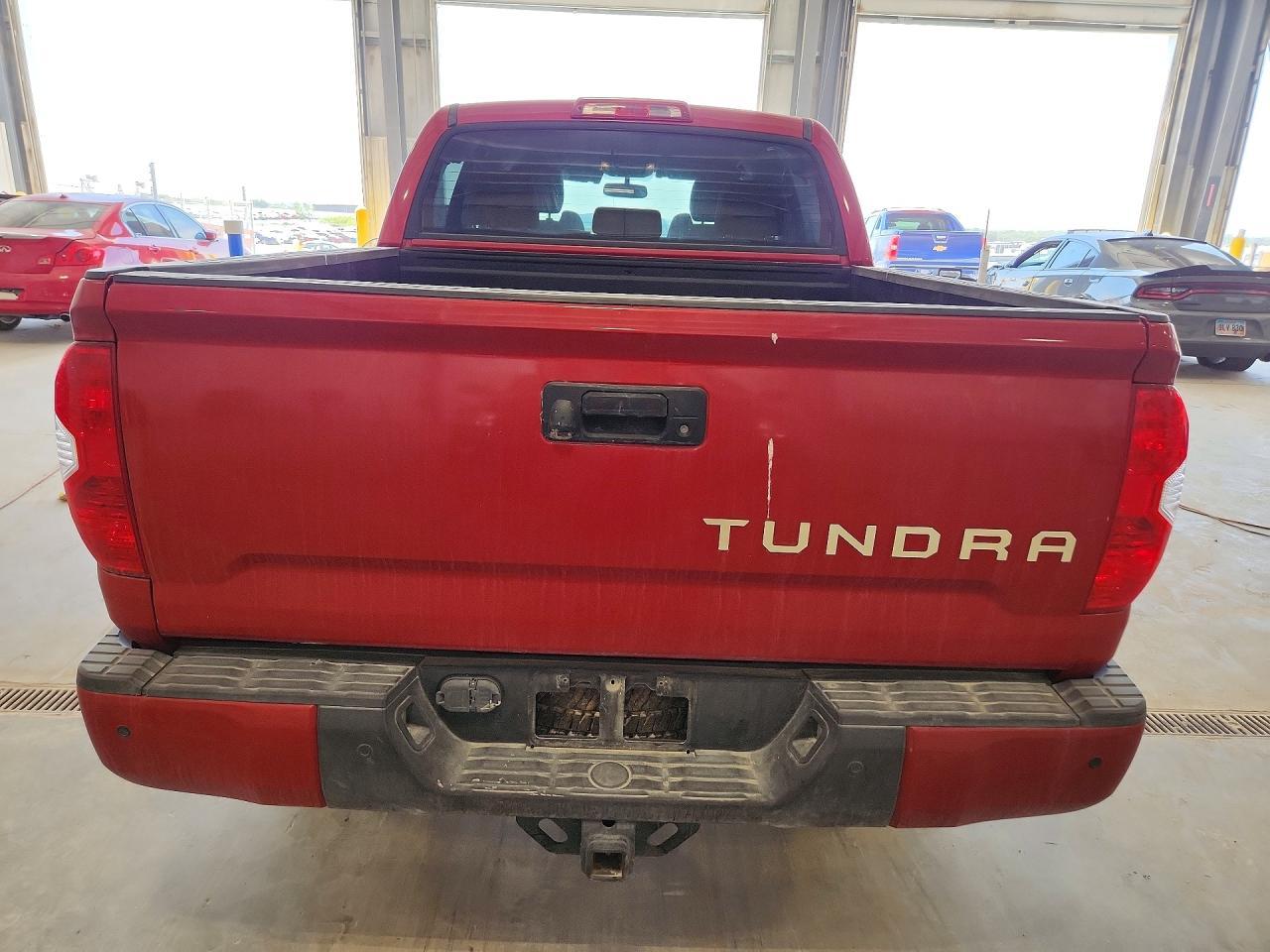 2017 Toyota Tundra Sr5 - Фото 6