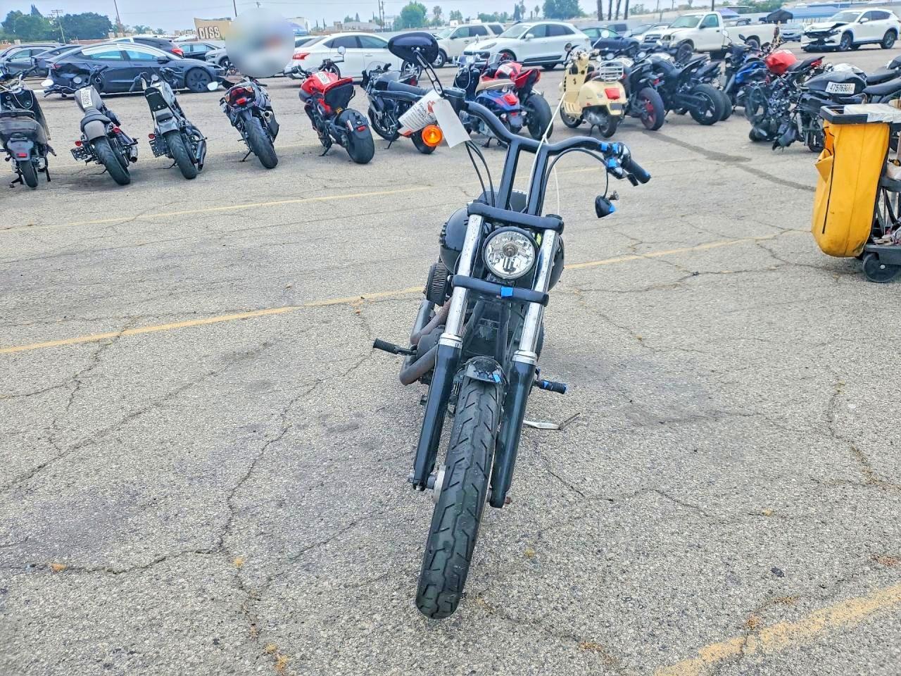 2013 Harley-Davidson Fxdb Dyna Street Bob - Image 2