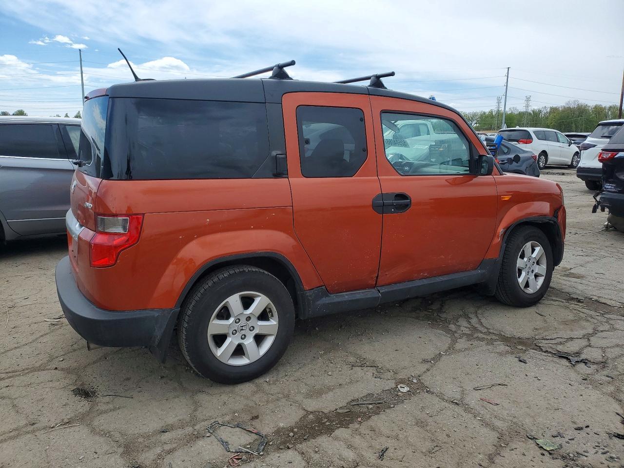 2010 Honda Element Ex - Image 3