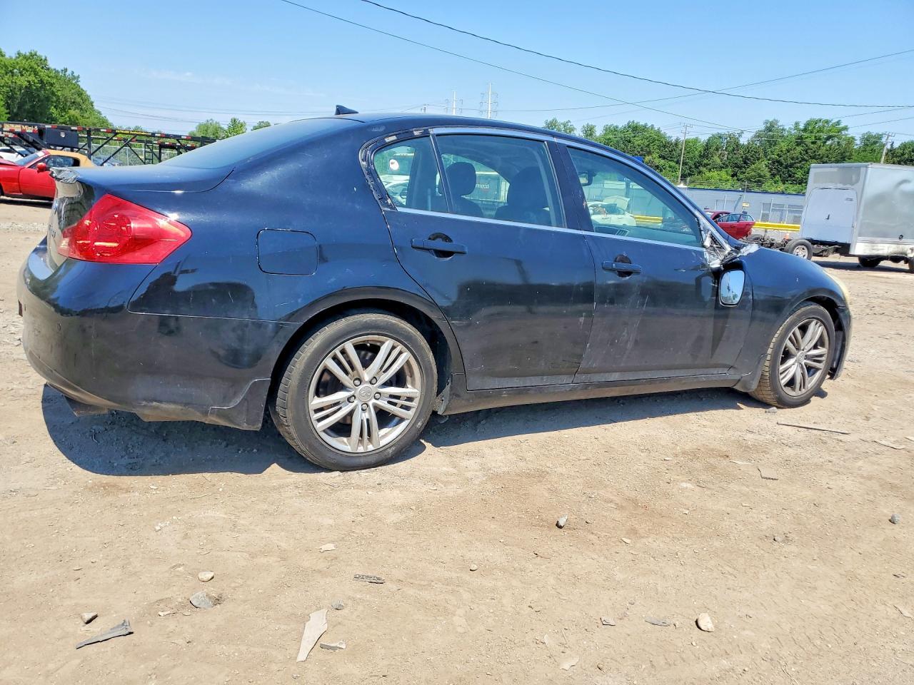 2010 Infiniti G37 Sedan Base - Image 3