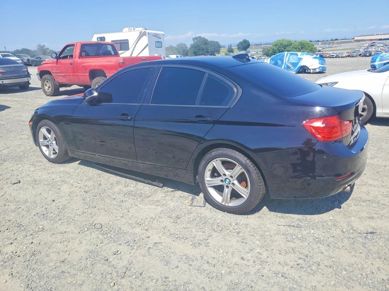 2014 BMW 328 D - Фото 2