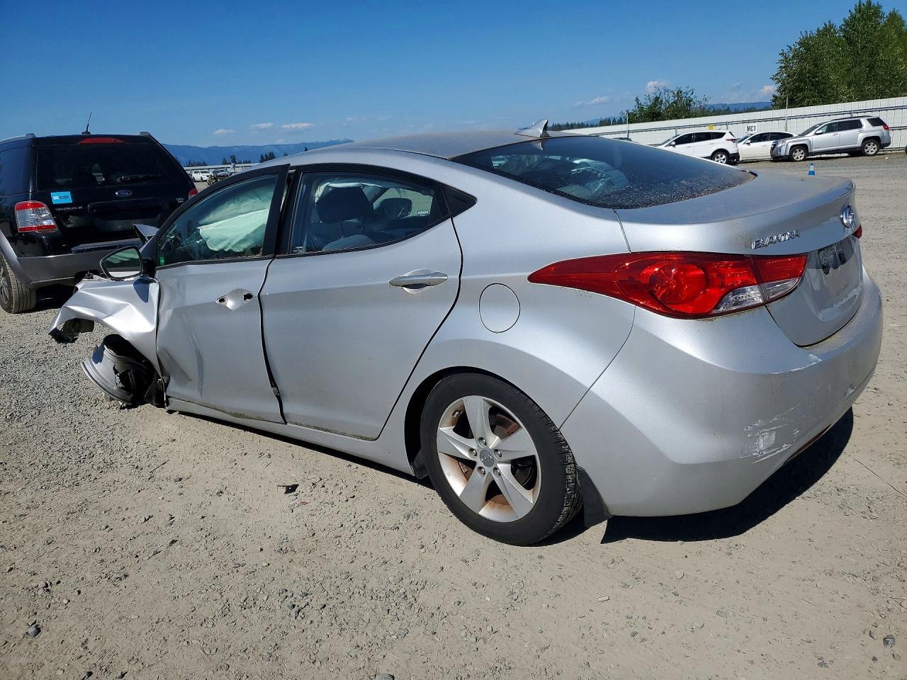 2013 Hyundai Elantra Gls - Image 2