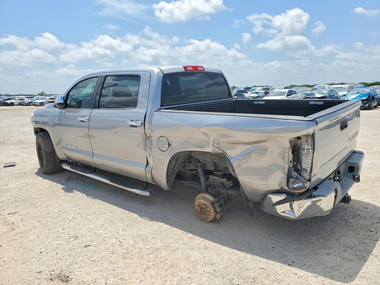 2014 Toyota Tundra Crewmax Limited - Image 2
