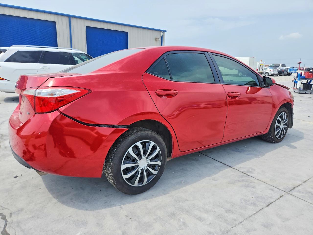 2015 Toyota Corolla Le - Фото 3