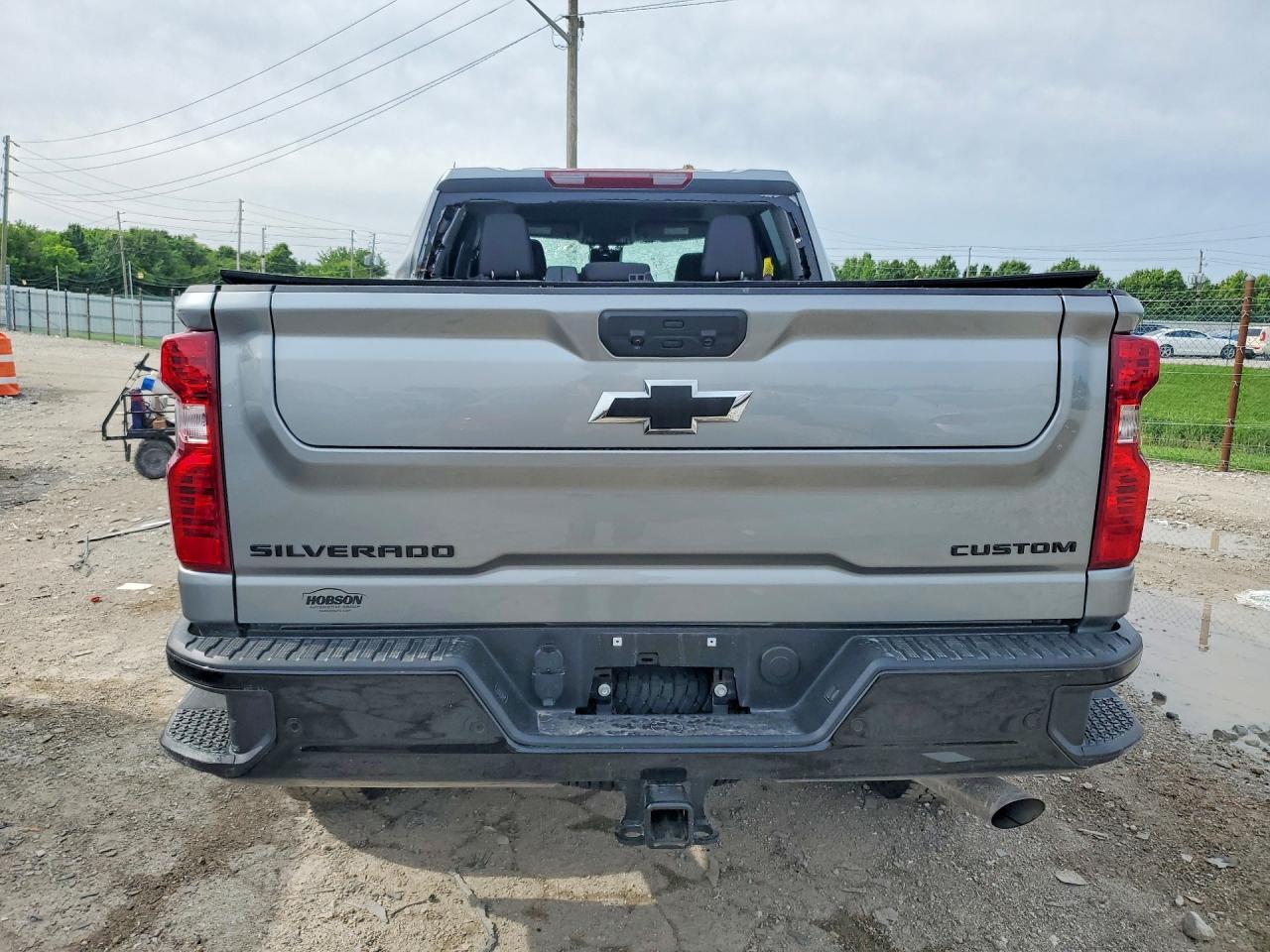 2026 Chevrolet Silverado K2500 Custom - Image 6