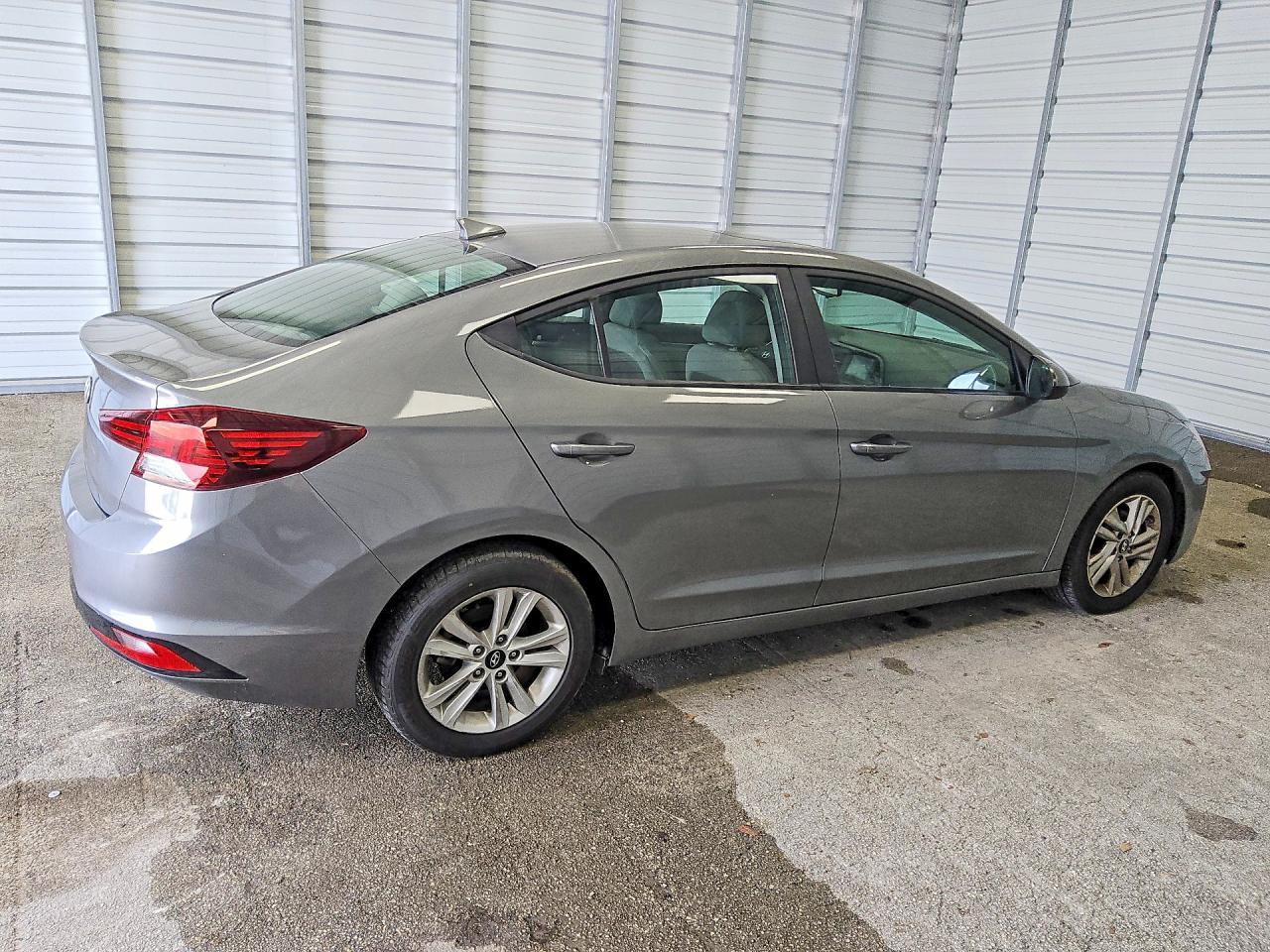 2019 Hyundai Elantra Value Edition - Фото 3