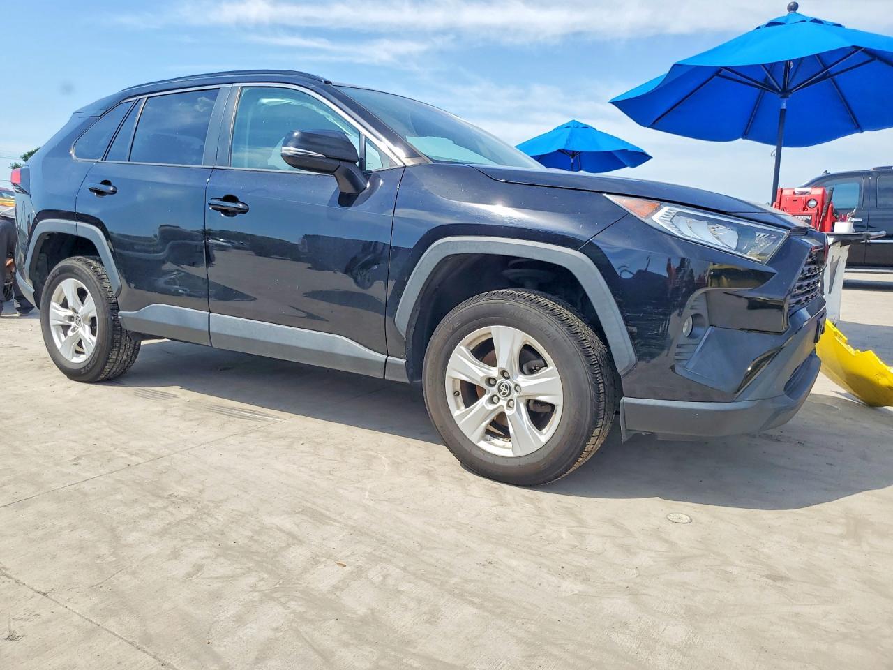 2021 Toyota Rav4 Xle - Image 4