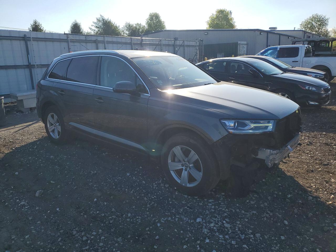 2018 Audi Q7 Premium - Фото 4