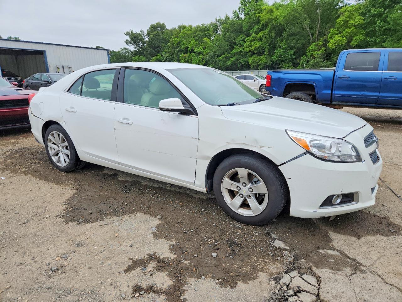 2014 Chevrolet Malibu 2Lt - Image 4