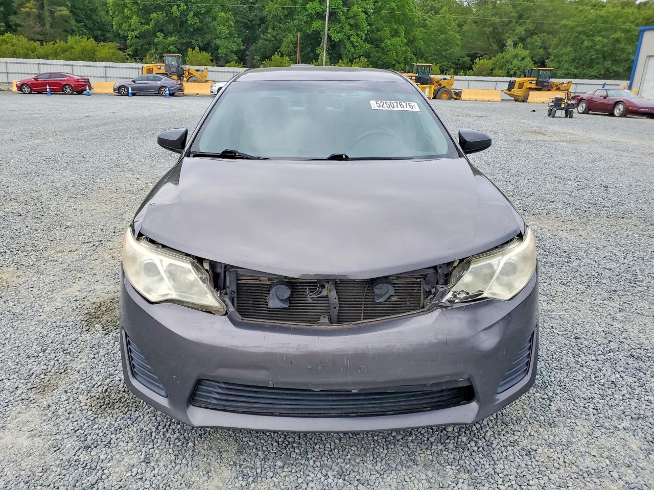 2014 Toyota Camry L - Фото 5