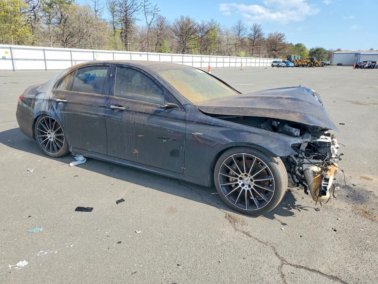 2019 Mercedes-Benz E Amg 53 4Matic - Image 4