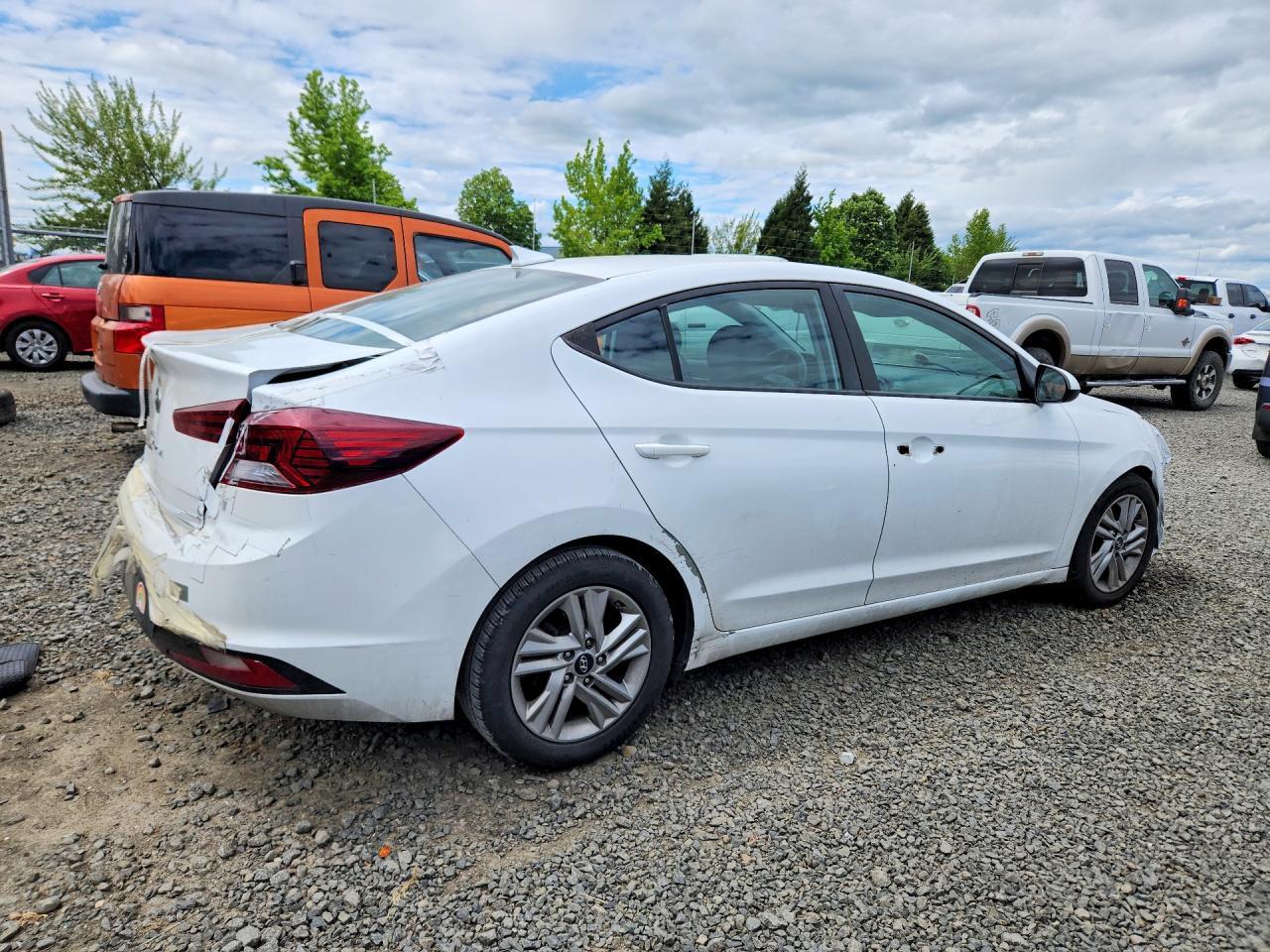 2020 Hyundai Elantra Sel - Image 3