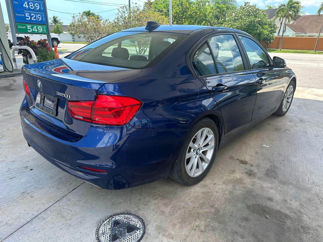 2018 BMW 320 I - Фото 4