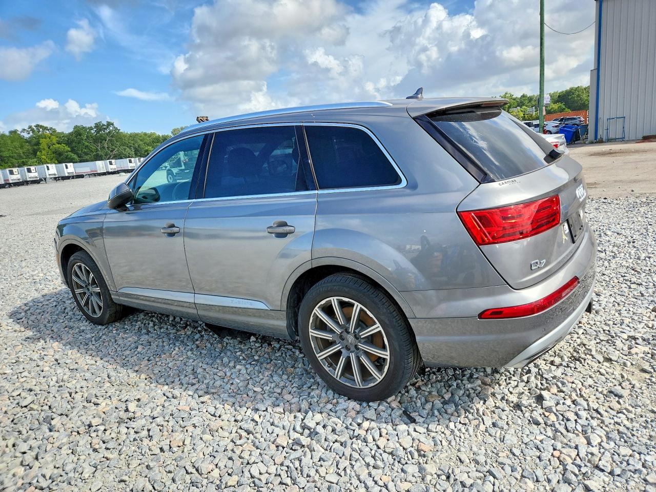 2017 Audi Q7 Premium Plus - Фото 2
