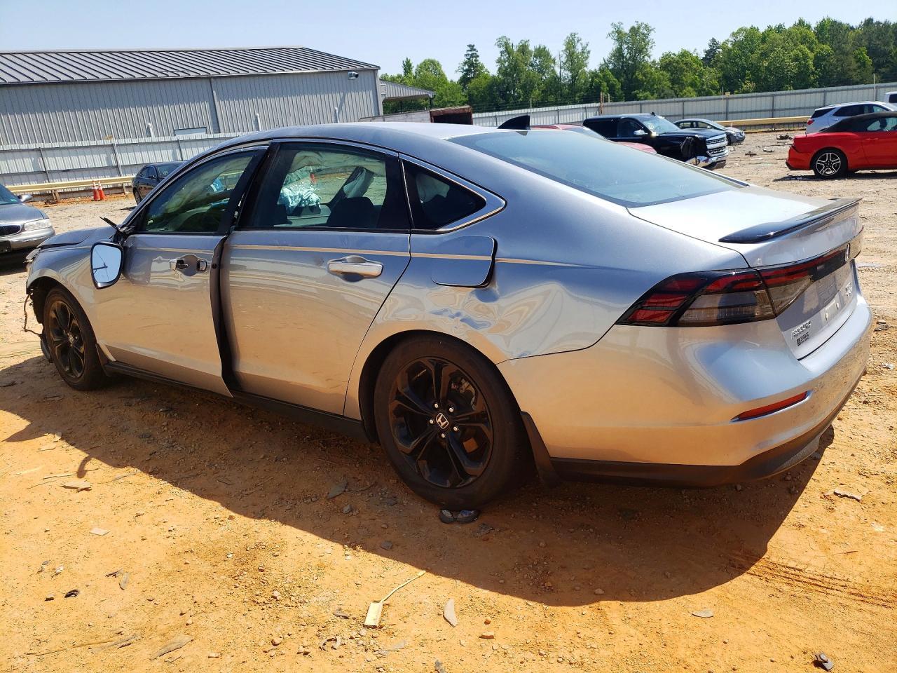 2023 Honda Accord Hybrid Sport - Image 2
