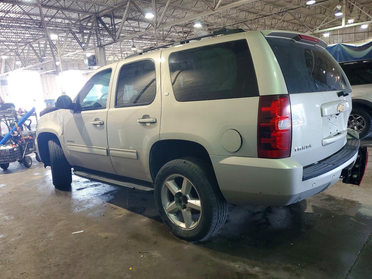 2013 Chevrolet Tahoe K1500 Lt - Фото 2