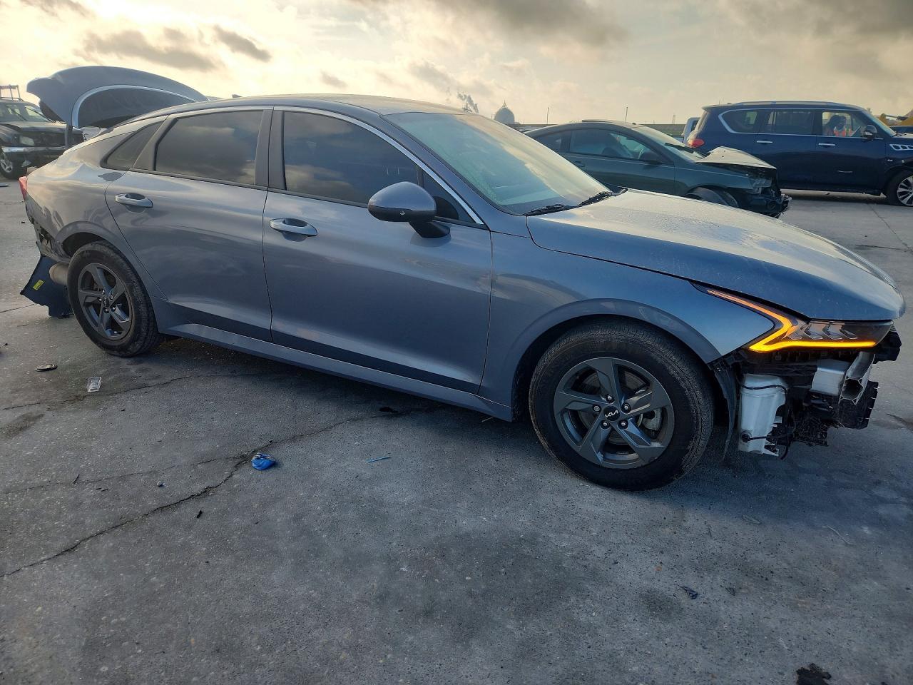 2022 Kia K5 Lx - Фото 4
