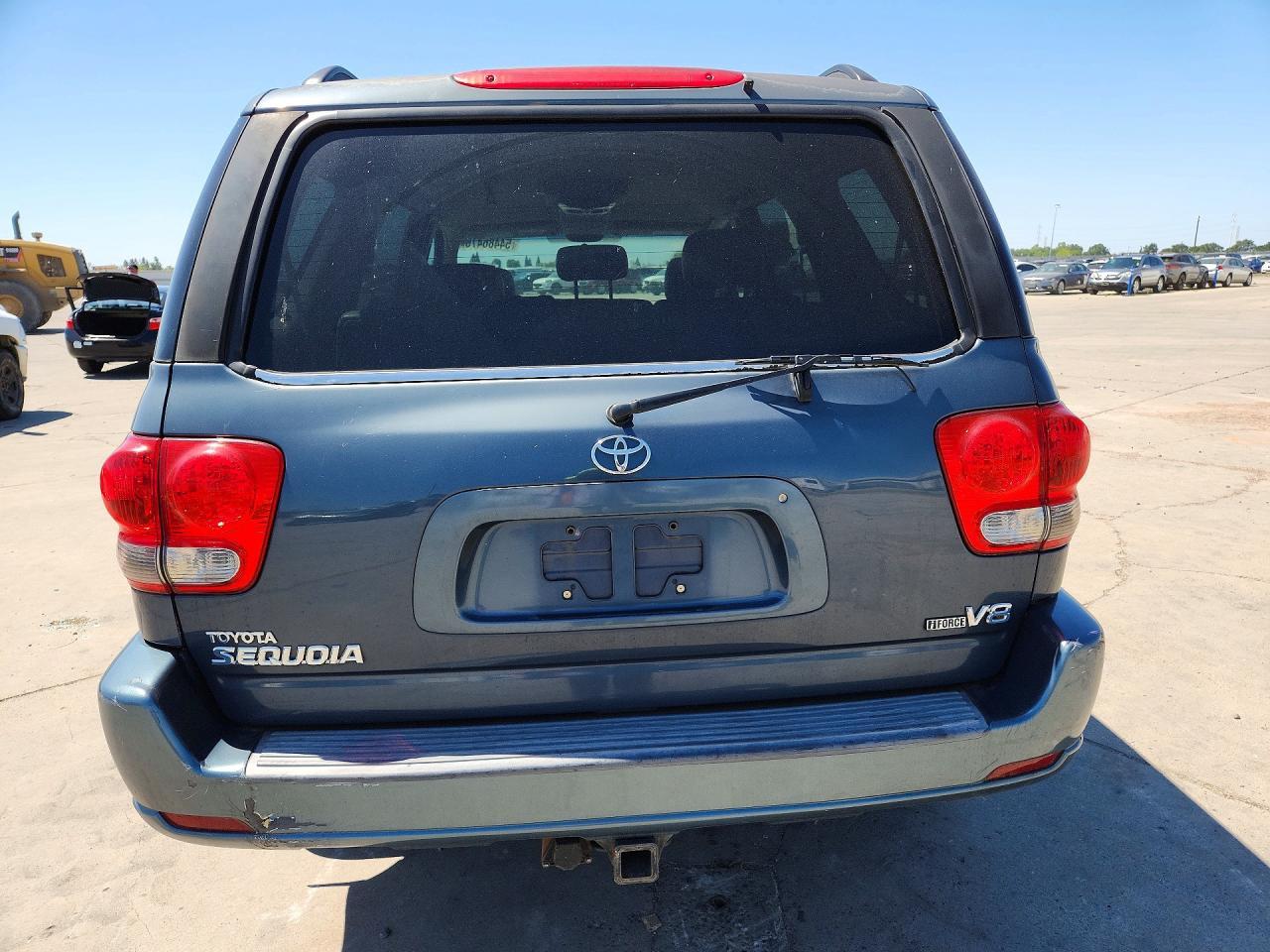 2005 Toyota Sequoia Sr5 - Фото 6