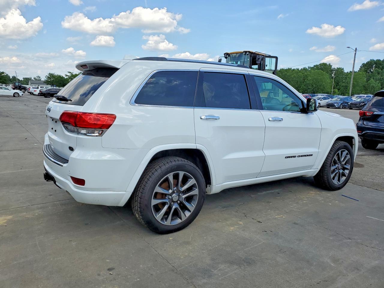 2018 Jeep Grand Cherokee Overland - Фото 3