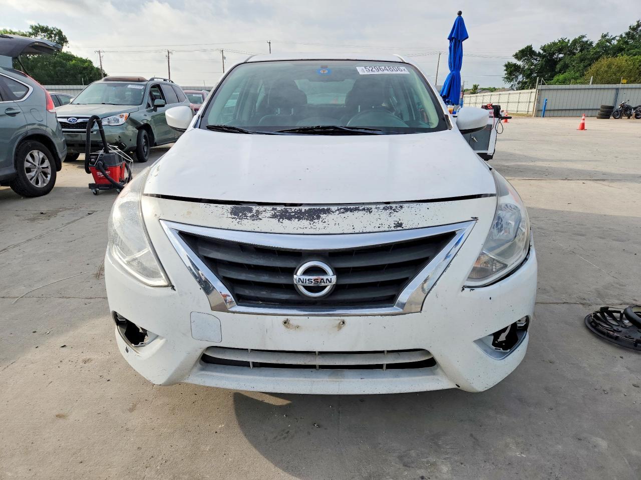 2019 Nissan Versa Sv - Image 5