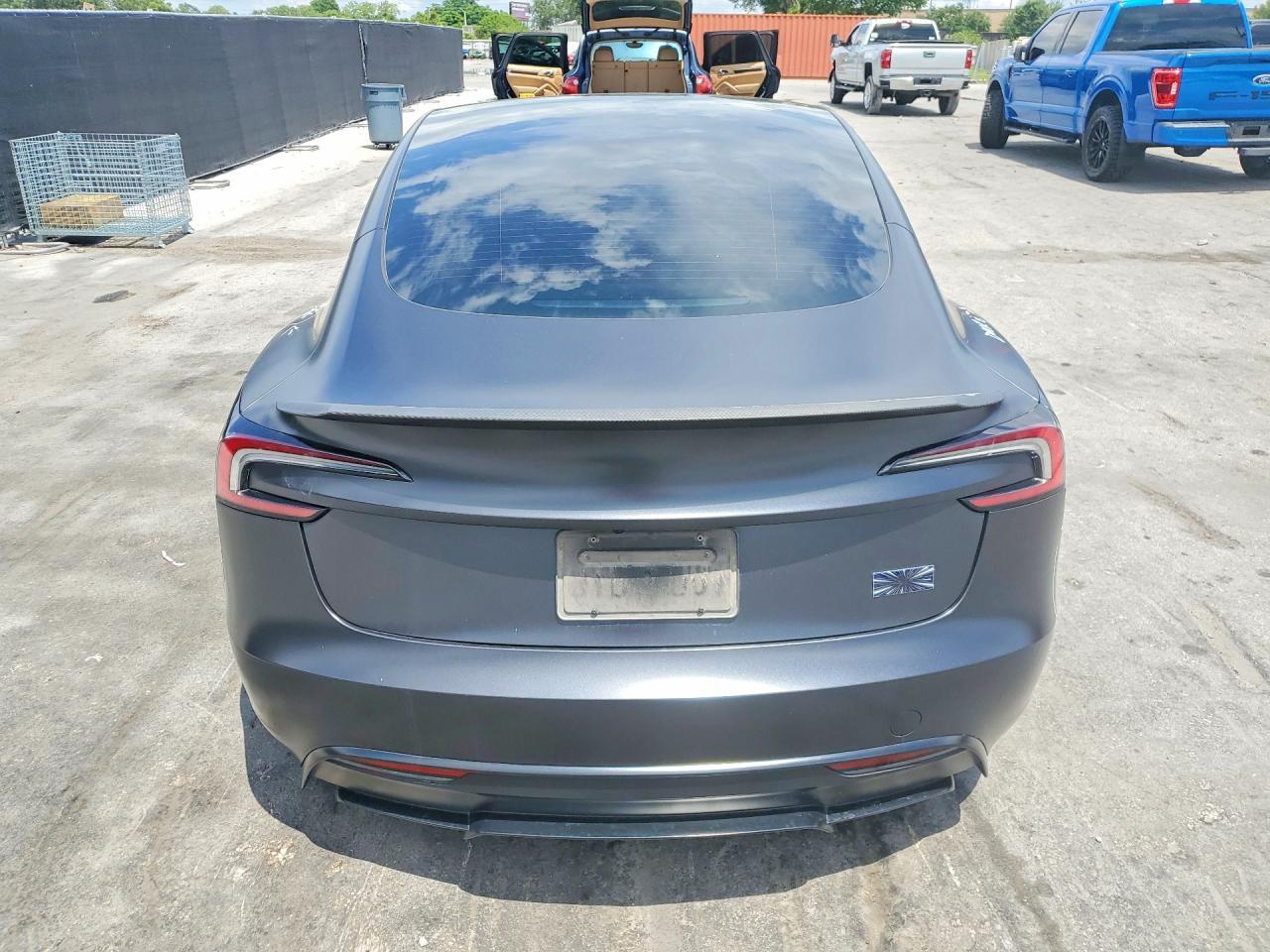 2024 Tesla Model 3 - Фото 6