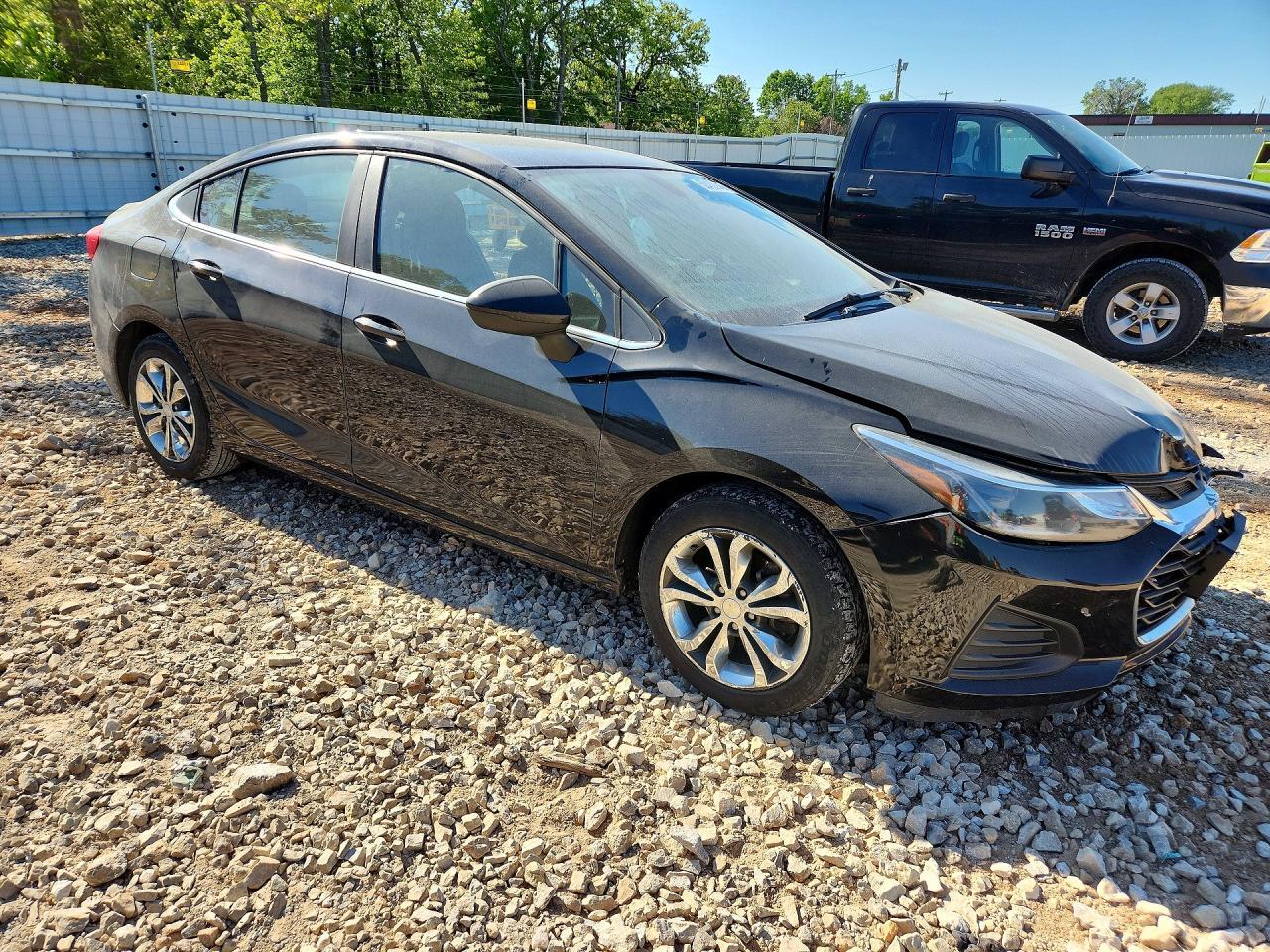 2019 Chevrolet Cruze Lt - Фото 4