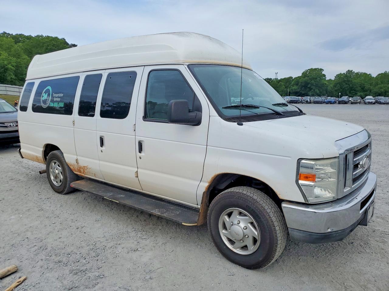 2014 Ford Econoline E250 Van - Фото 4