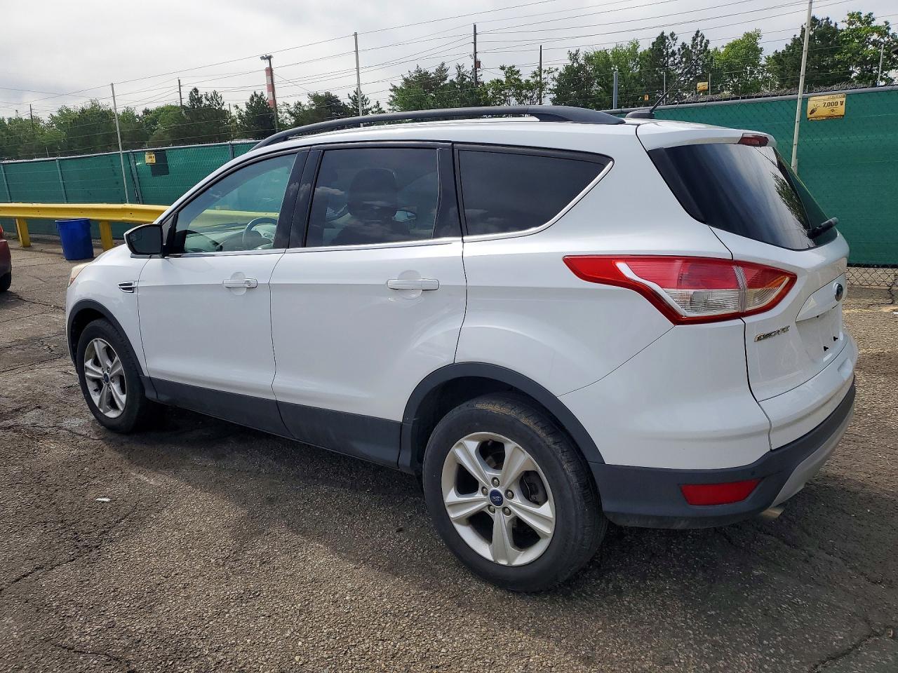 2015 Ford Escape Se - Фото 2