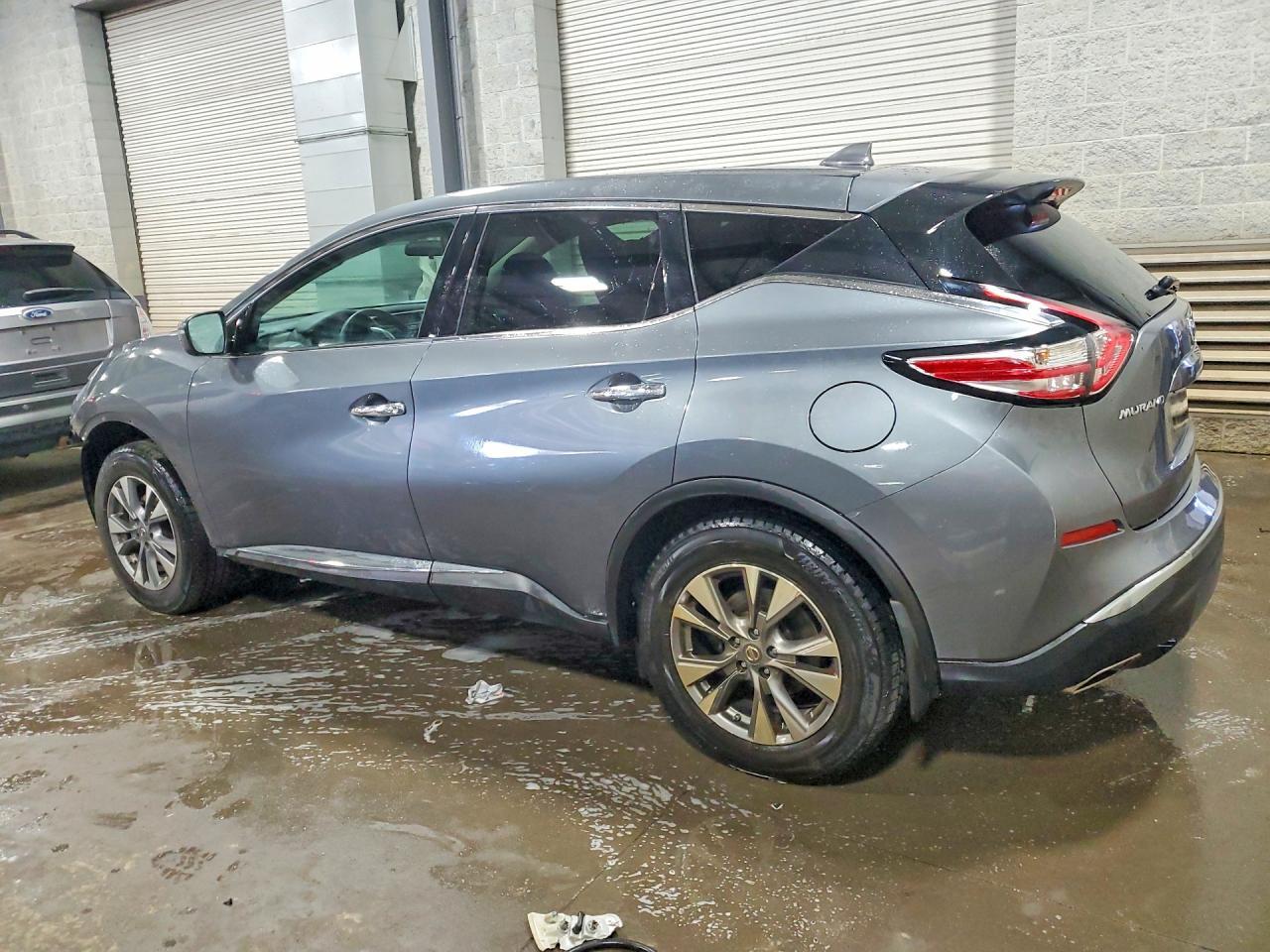2016 Nissan Murano S - Image 2