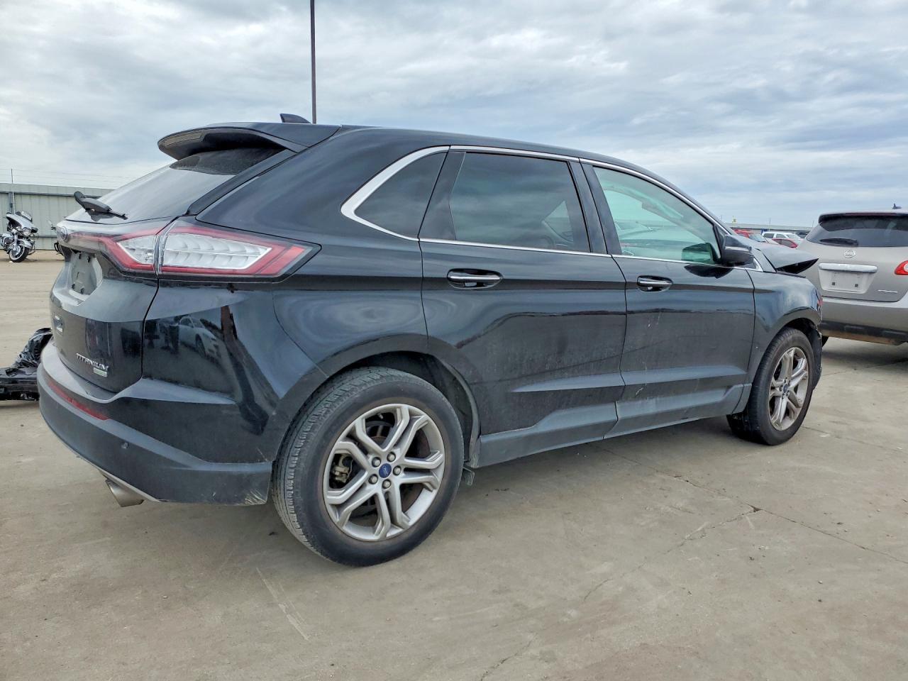 2016 Ford Edge Titanium - Фото 3