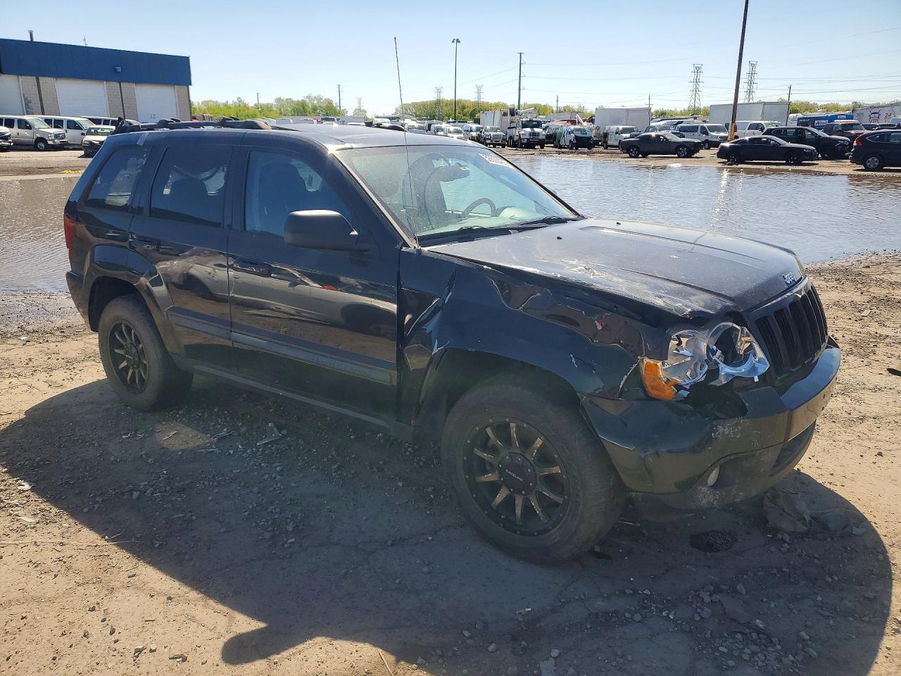 2008 Jeep Grand Cherokee Laredo - Image 4