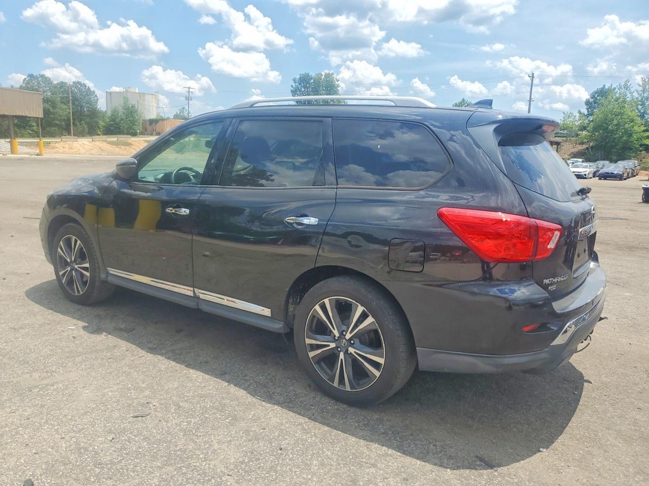 2020 Nissan Pathfinder Platinum - Фото 2