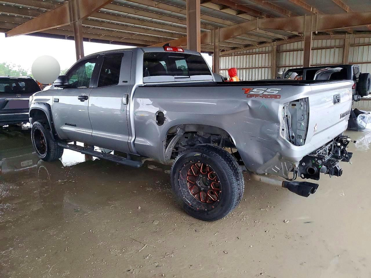 2020 Toyota Tundra Sr5 - Фото 2