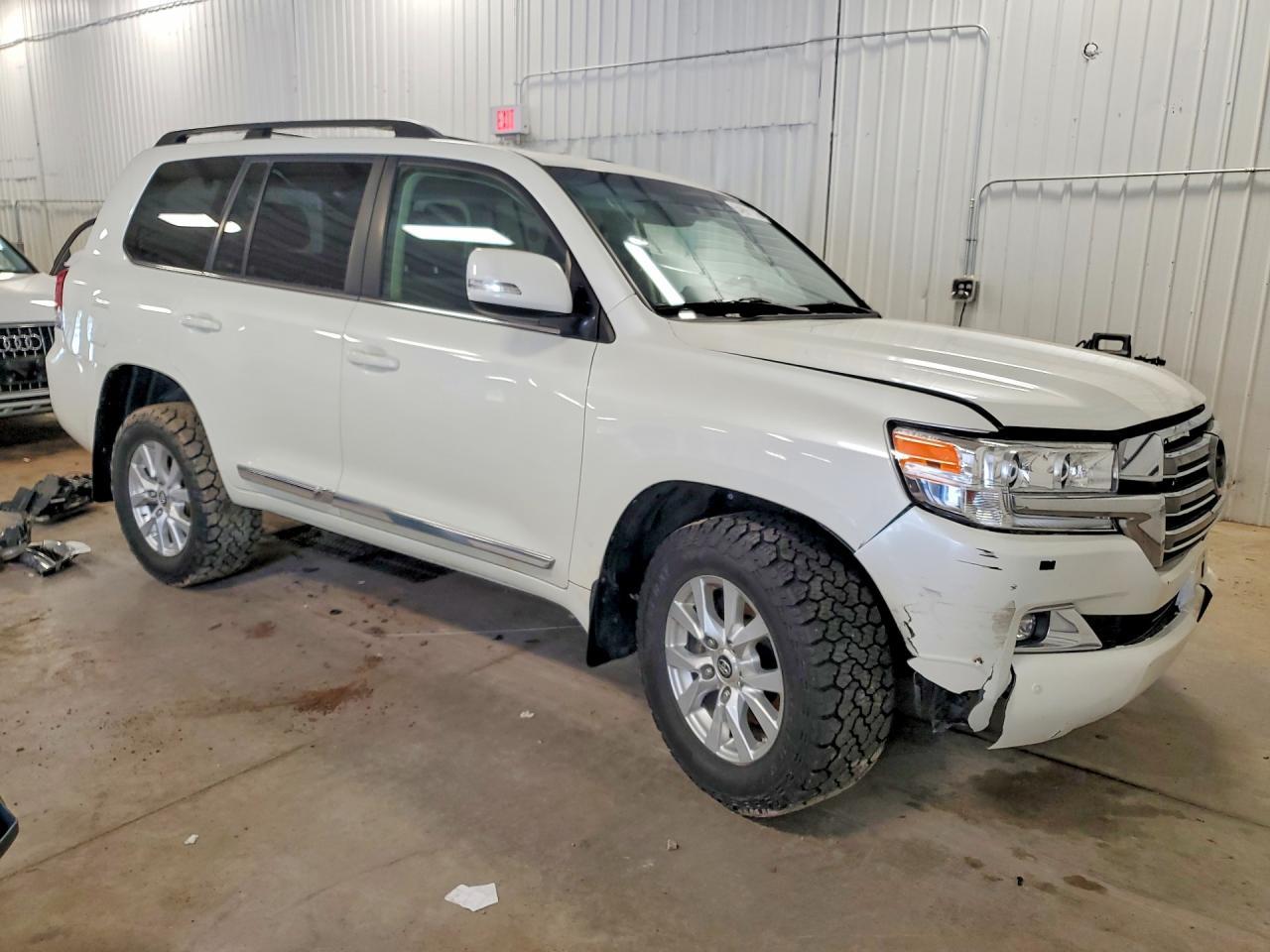 2020 Toyota Land Cruiser Base - Фото 4