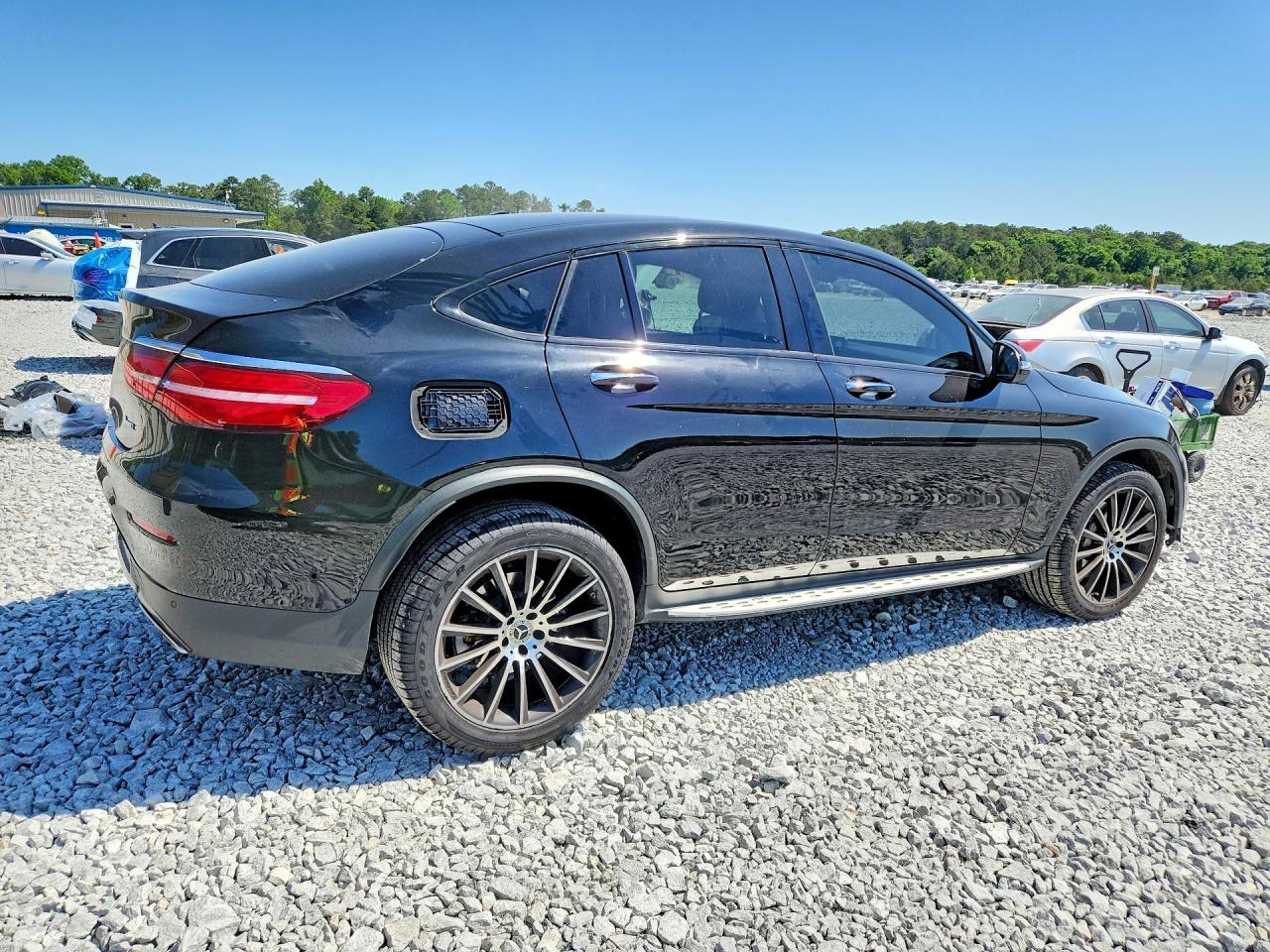 2019 Mercedes-Benz Glc Coupe 300 4Matic - Image 3