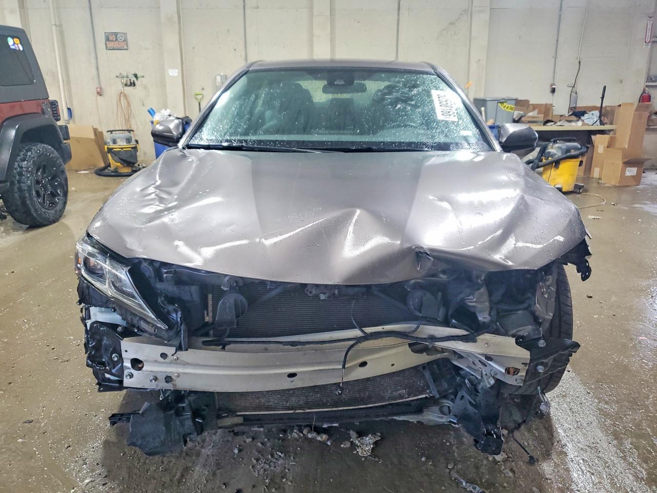 2023 Toyota Camry Le - Image 5