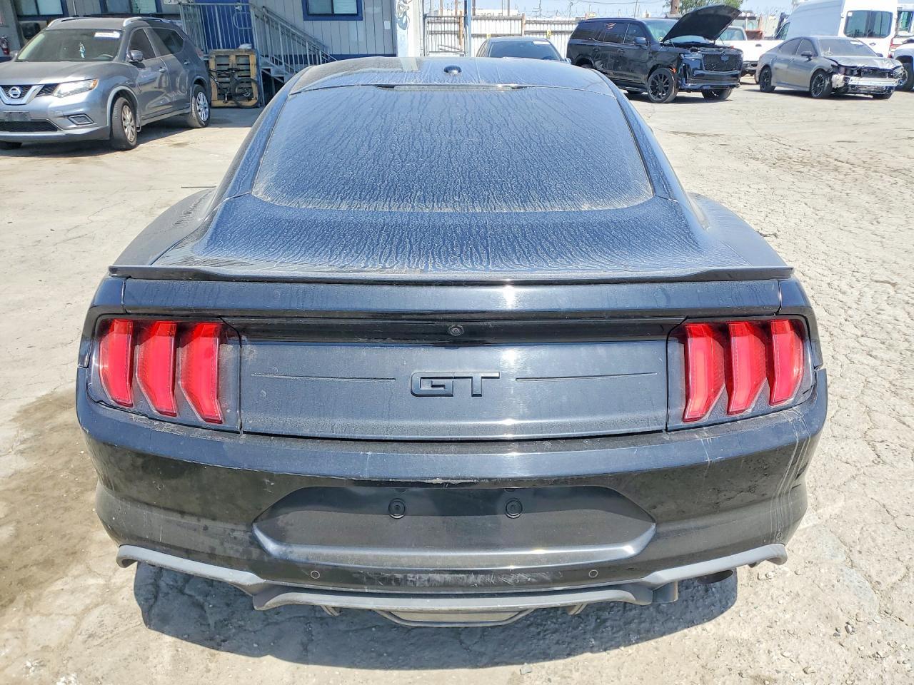 2020 Ford Mustang Gt - Фото 6