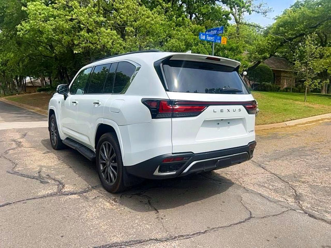 2024 Lexus Lx 600 F Sport Handling - Фото 3