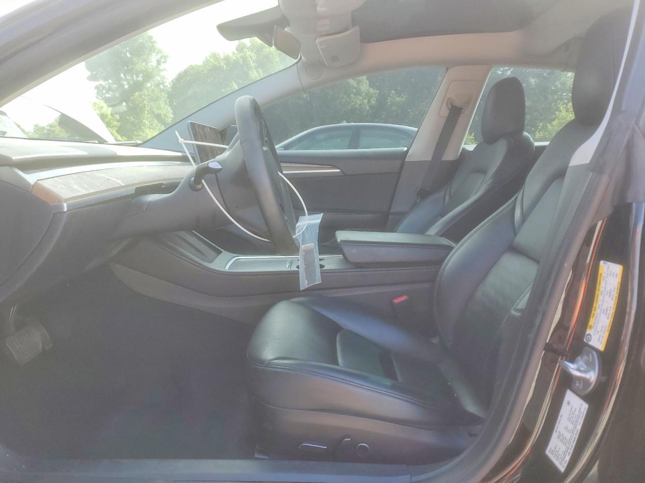 2022 Tesla Model 3 - Фото 7