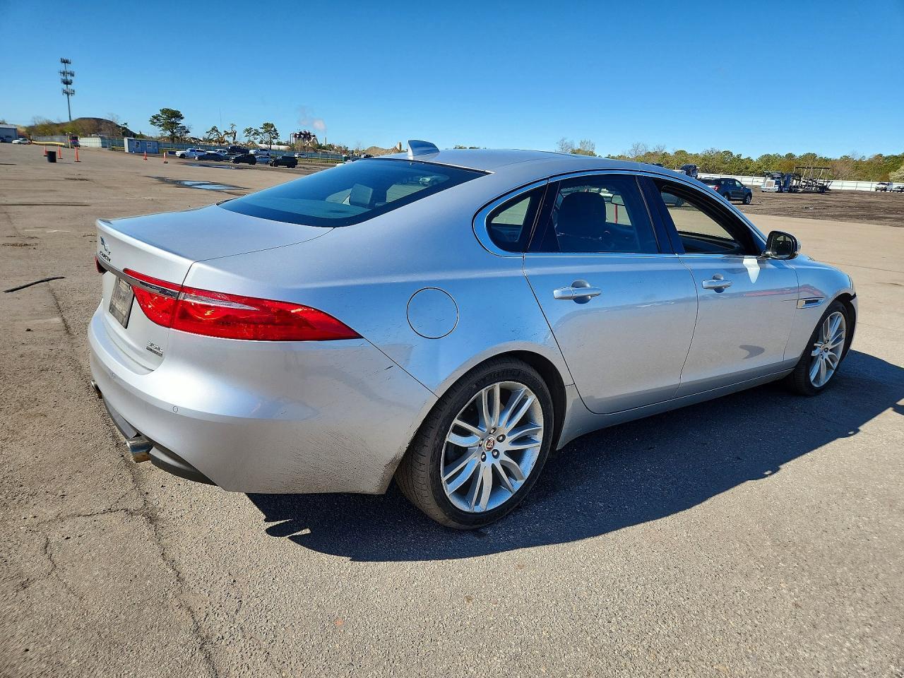 2016 Jaguar Xf Prestige - Фото 3