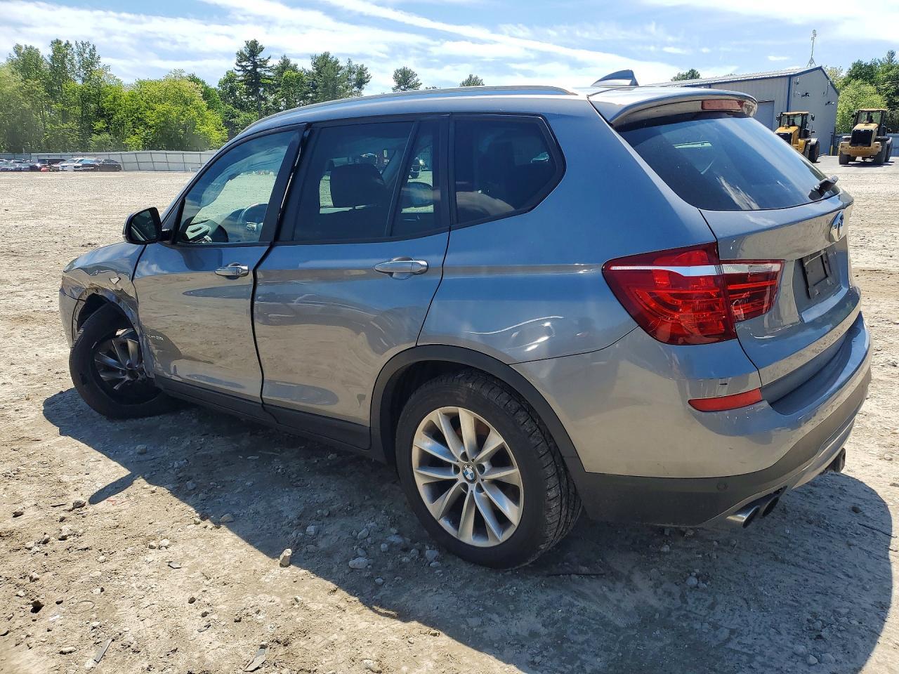 2017 BMW X3 xDrive28I - Фото 2