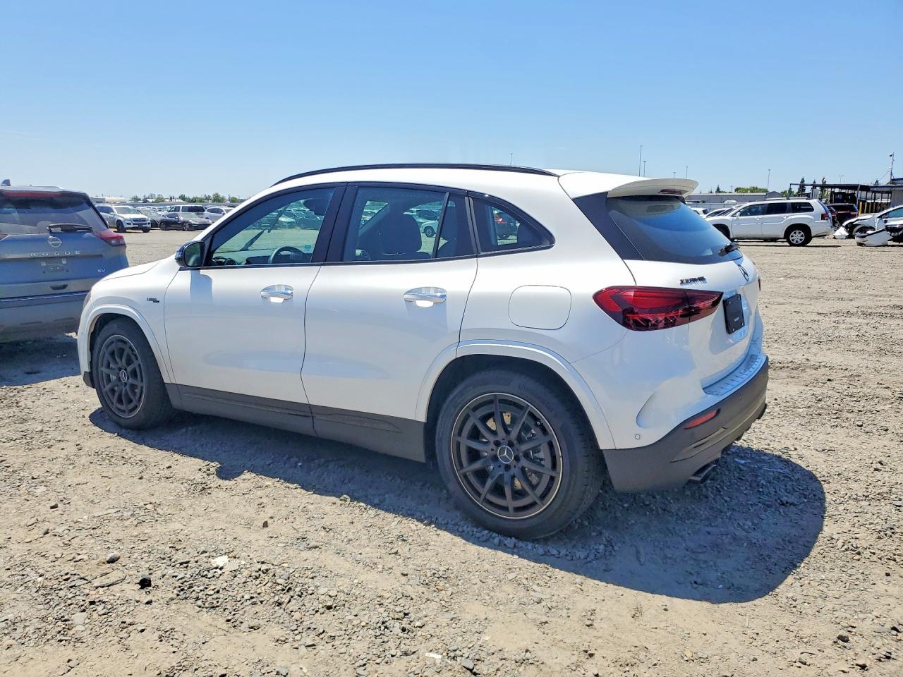 2025 Mercedes-Benz Gla 35 Amg - Фото 2