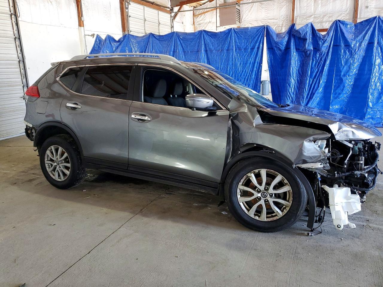 2017 Nissan Rogue Sv - Image 4