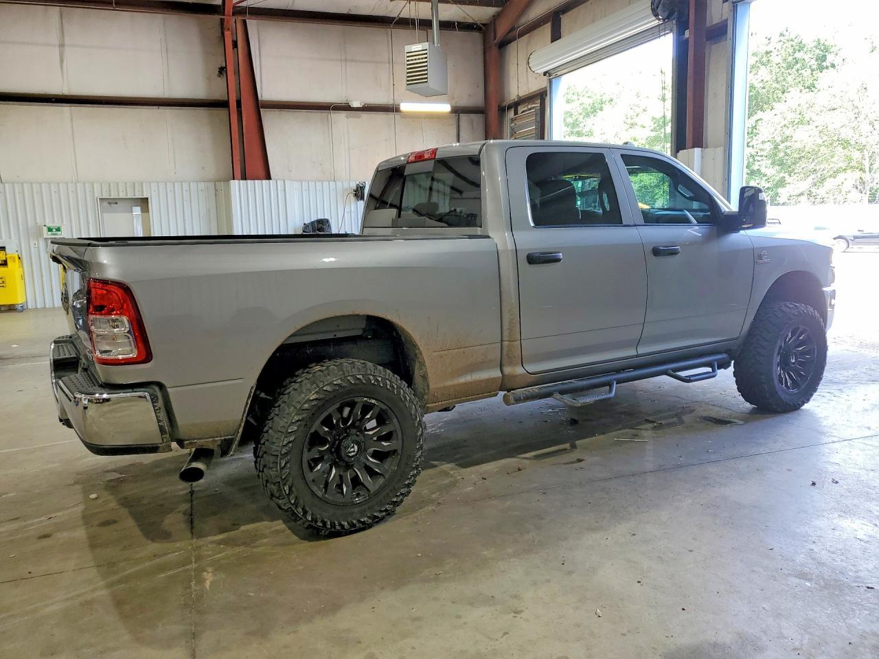 2024 Ram 2500 Tradesman - Image 3
