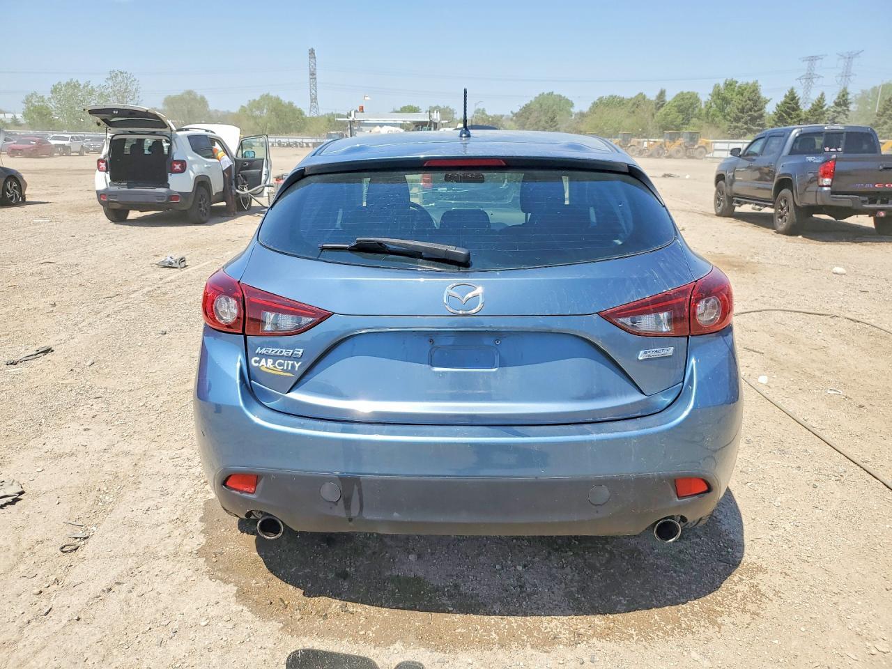 2015 Mazda 3 Sport - Image 6