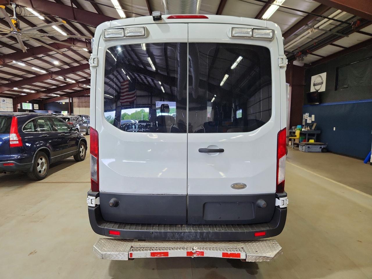 2015 Ford Transit T-250 - Фото 6