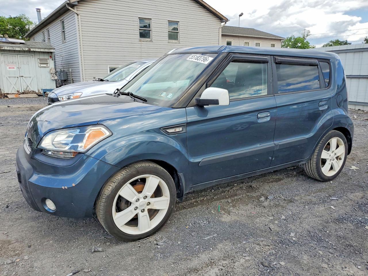 2010 Kia Soul +