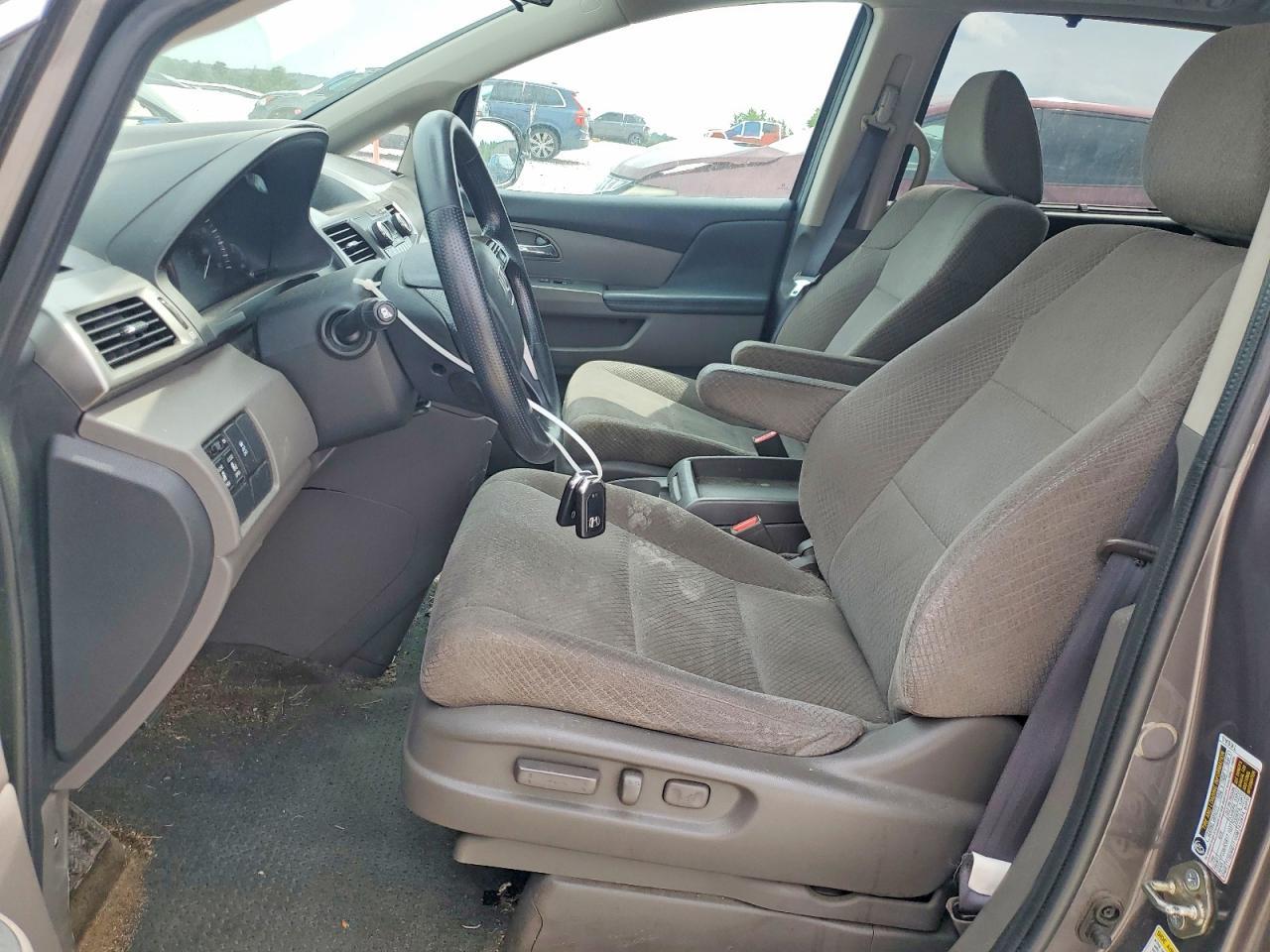 2016 Honda Odyssey Se - Фото 7