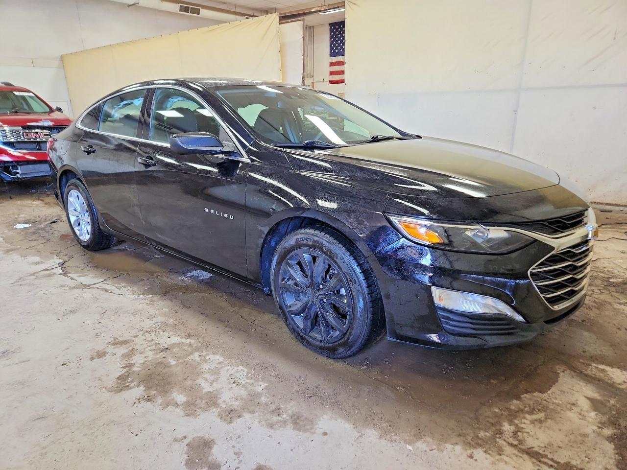 2022 Chevrolet Malibu Lt - Image 4