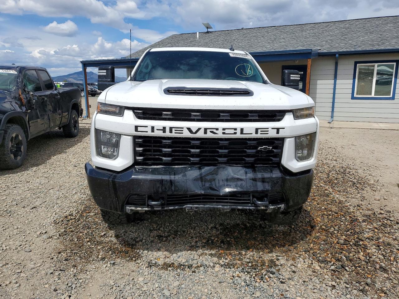 2022 Chevrolet Silverado K2500 Custom - Image 5